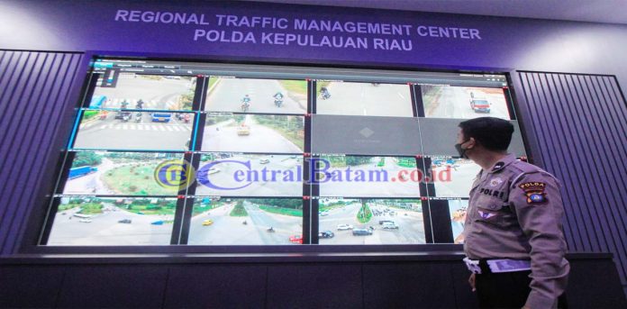 92.579 Pengendara Pelanggar Lalulintas di BatamTertangkap Kamera ETLE_6343d8d420092.jpeg