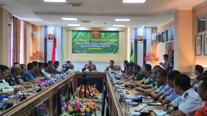 Bupati Natuna Hadiri Sosialisasi Tugas dan Fungsi Organisasi Jaksa Agung Muda Bidang Pidana Militer_637f2c06e222a.jpeg