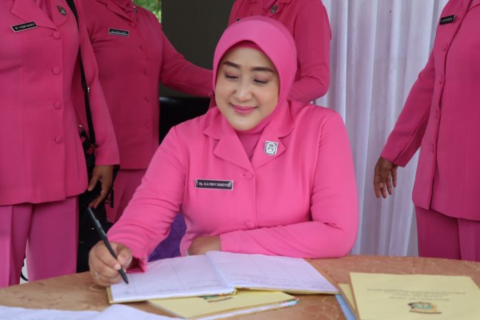 Mengejutkan! Sejumlah Istri Polisi Lakukan Hal Tidak Terduga_658e691f99da1.jpeg