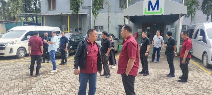 Operasi Jagratara Sasar TKA, Imigrasi Batam Datangi Tiga Perusahaan Asing_65925daea8f3a.jpeg