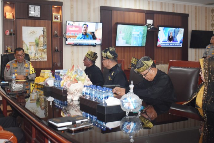 LAM Kepri Berencana Anugerahi Yan Fitri Dato’ Panglima Sambang Indra Pahlawan_6698d3704482d.jpeg